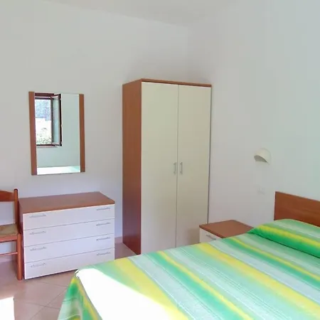 In Con Giardino A 200m Dal Mare Apartment *