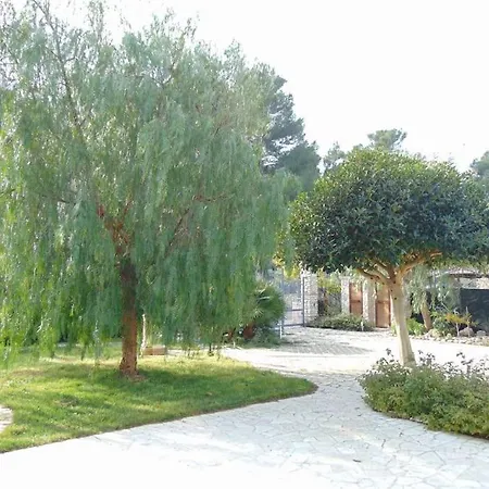 Apartment In Con Giardino A 200m Dal Mare *